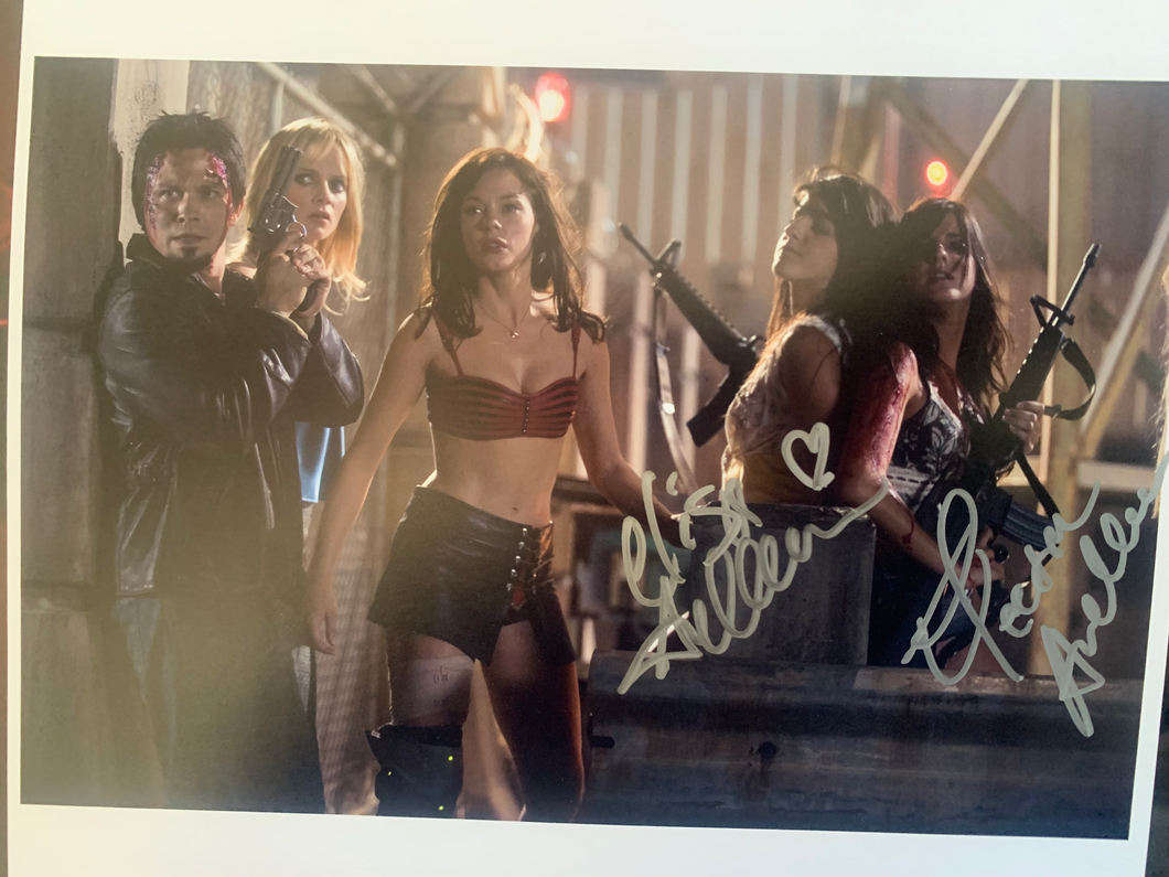 Planet Terror Electra and Elise Avellan  Crazy Babysitter Twins signed  8x10